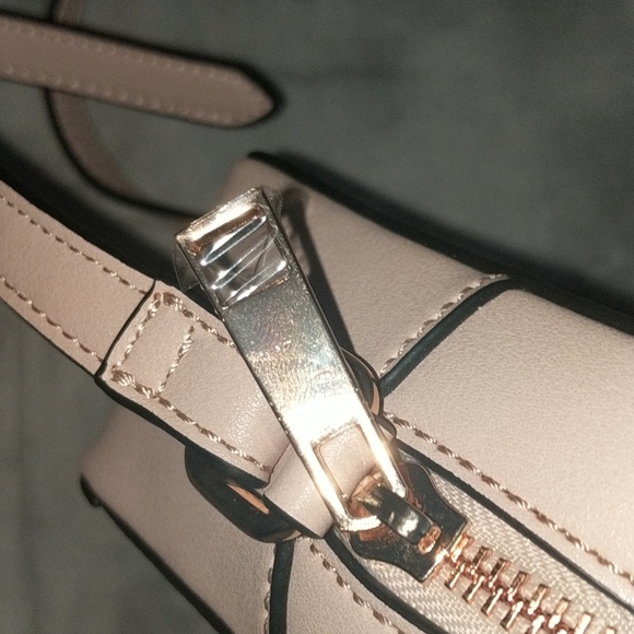 Aldo camera purse - Picture 3 of 3